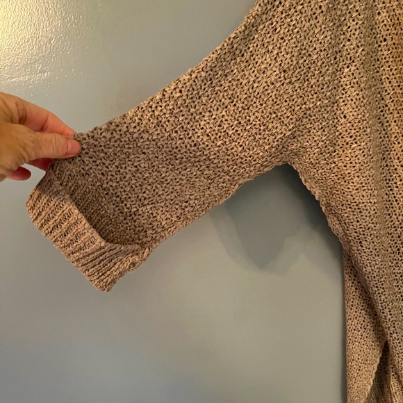 Medium Loose fit Sweater - Picture 2 of 5